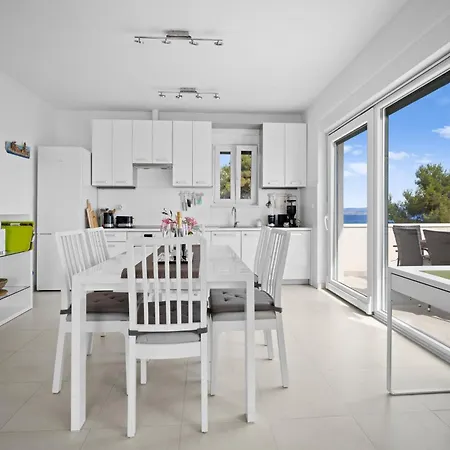 House , Seafront Pelegrin Appartement