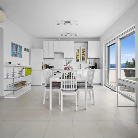 Appartement House , Seafront Pelegrin