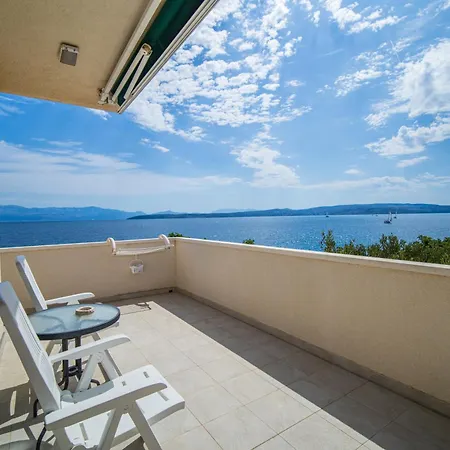 Apartment House , Seafront Pelegrin Stomorska