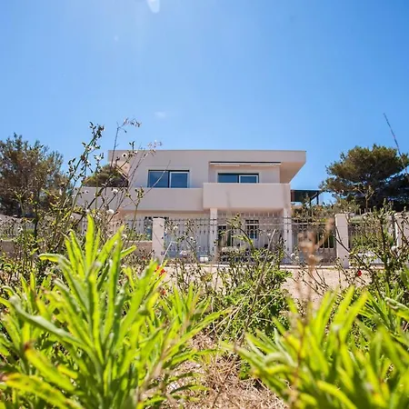 House , Seafront Pelegrin Stomorska